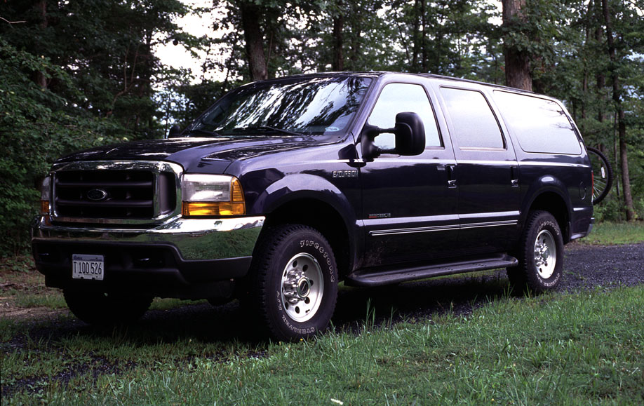 the 2000 xlt excursion lt font